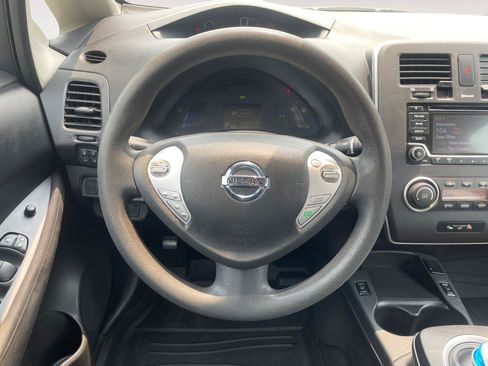 Used 2016 Nissan Leaf S w/ Charger Package FWD image 12