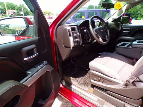 Used 2016 Chevrolet Silverado 1500 LT w/ LT Convenience Package AWD/4WD image 13