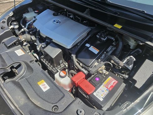 Used 2016 Toyota Prius Three FWD image 44