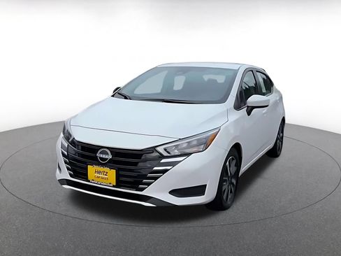 Used 2025 Nissan Versa SV FWD image 6