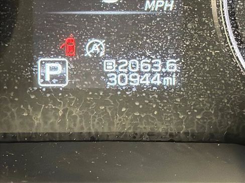 Used 2025 Subaru Outback Onyx Edition AWD/4WD image 29