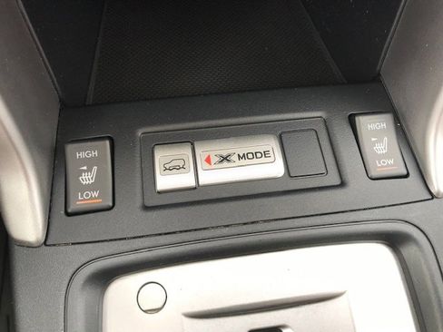 Used 2017 Subaru Forester 2.5i Limited image 15