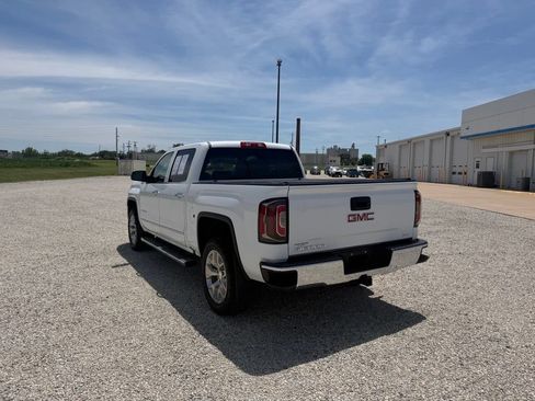 Used 2018 GMC Sierra 1500 SLT w/ SLT Premium Package AWD/4WD image 5