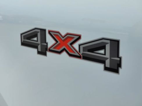 Used 2025 Ford F250 XLT AWD/4WD image 9