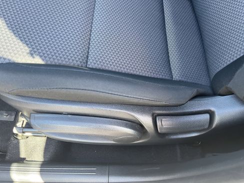 Used 2025 Kia Soul LX w/ LX Technology Package FWD image 15
