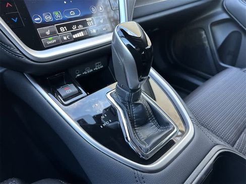 Used 2025 Subaru Outback Premium w/ Popular Package #1 image 17