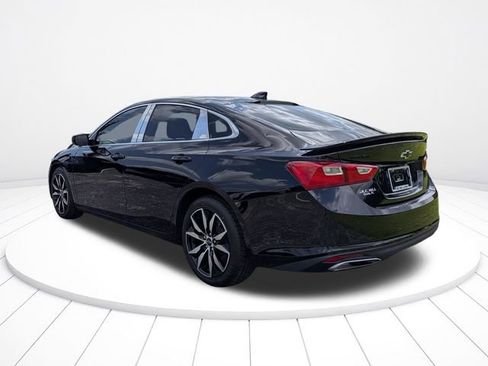 Used 2021 Chevrolet Malibu RS FWD image 5