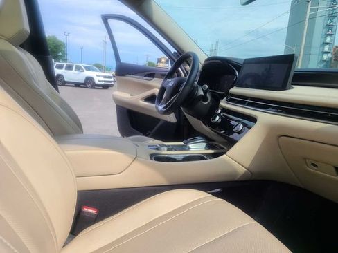 Used 2023 INFINITI QX60 Luxe w/ Performance Audio Package AWD/4WD image 20