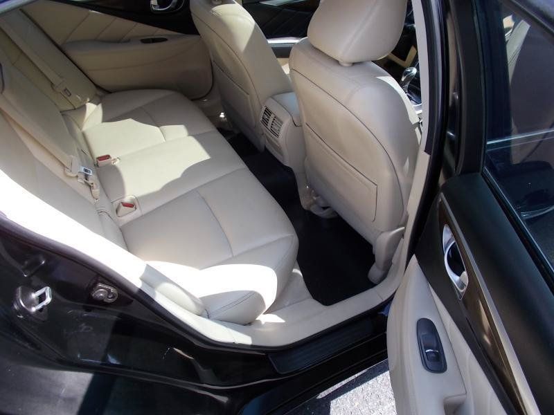 Used 2018 INFINITI Q50 Luxe w/ Essential Package (3.0T Luxe) RWD image 23