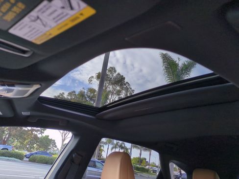 Certified 2025 Lexus RX 350 FWD image 28