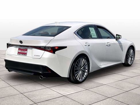 Used 2024 Lexus IS 300 w/ Premium Package RWD image 15