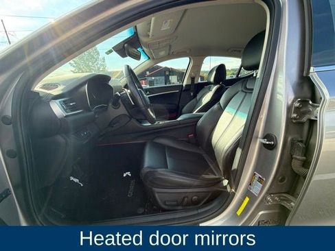 Used 2023 Genesis G70 2.0T RWD image 17
