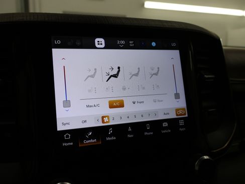 Used 2022 RAM 2500 Limited AWD/4WD image 52