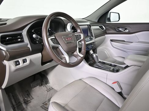 Used 2019 GMC Acadia SLT AWD/4WD image 24