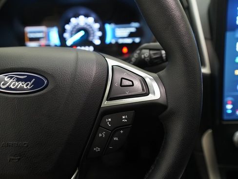 Used 2024 Ford Edge SEL w/ Convenience Package image 19