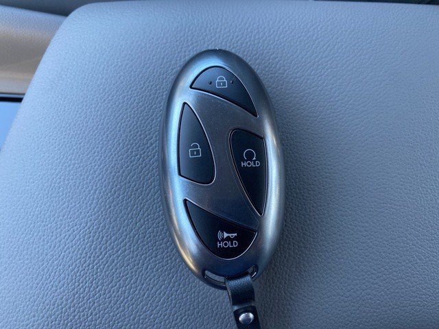 Used 2025 Hyundai Elantra SEL FWD image 15