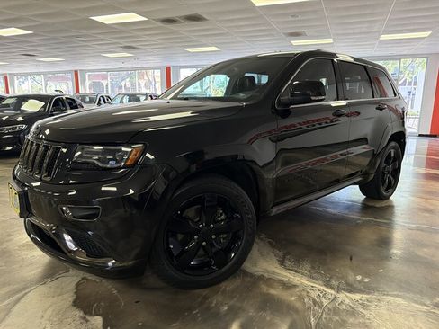 Used 2015 Jeep Grand Cherokee High Altitude RWD image 4