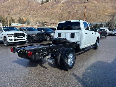 New 2026 RAM 3500 Tradesman w/ Chrome Appearance Group A AWD/4WD image 10