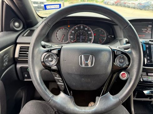 Used 2016 Honda Accord EX-L image 11
