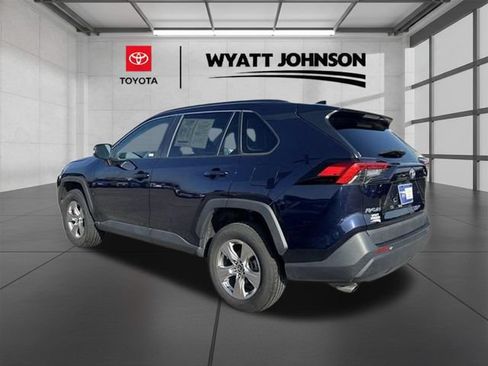 Used 2023 Toyota RAV4 XLE w/ Convenience Package FWD image 3