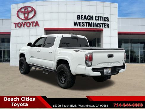 Used 2021 Toyota Tacoma TRD Sport image 8