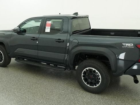 New 2026 Toyota Tacoma TRD Off-Road AWD/4WD image 9