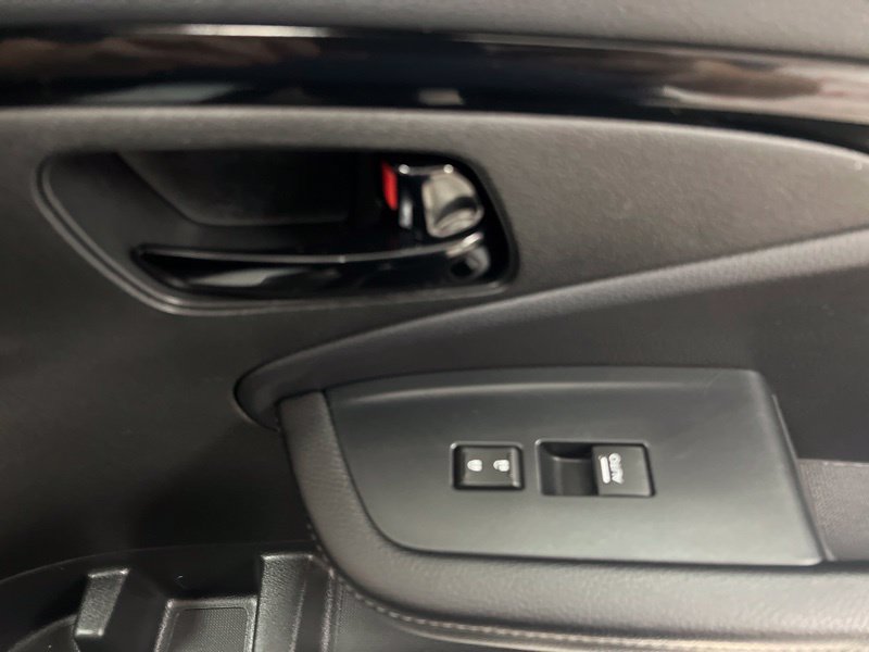 Used 2023 Honda Passport Elite image 15