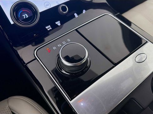 Used 2020 Land Rover Range Rover Velar R-Dynamic S AWD/4WD image 19