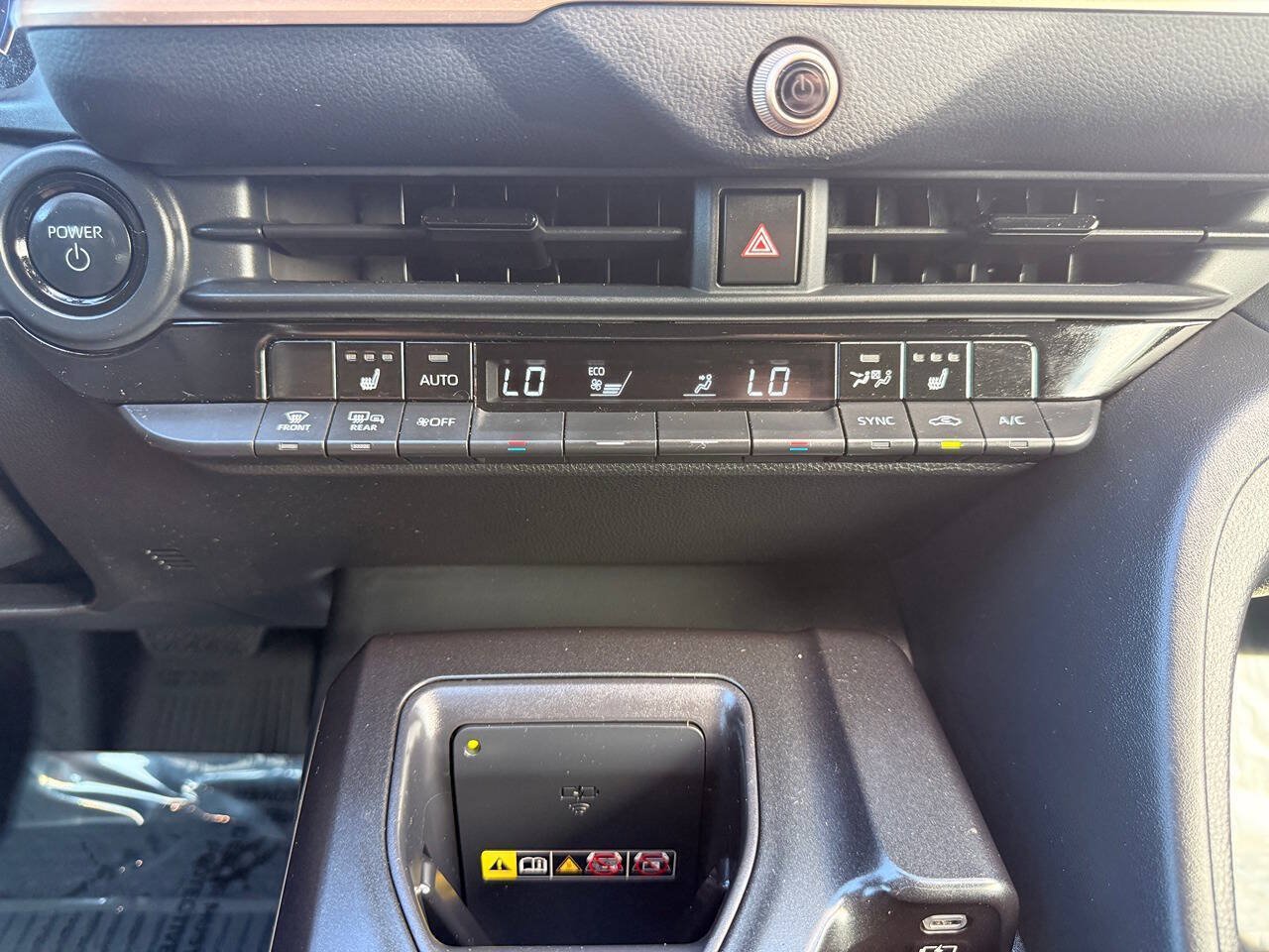 Used 2023 Toyota Crown AWD/4WD image 34