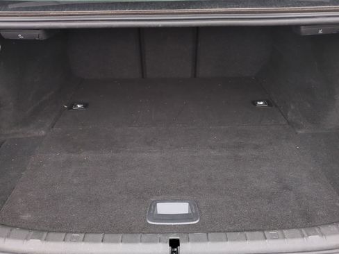 Used 2019 BMW 530e image 32