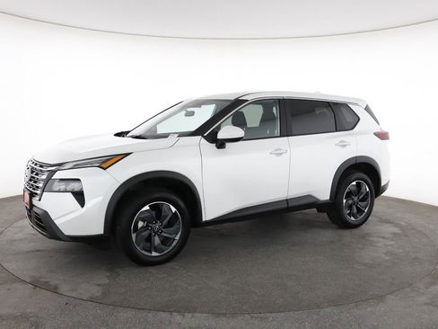 Used 2025 Nissan Rogue SV FWD image 6
