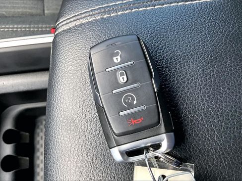 Used 2021 RAM 1500 Lone Star AWD/4WD image 15