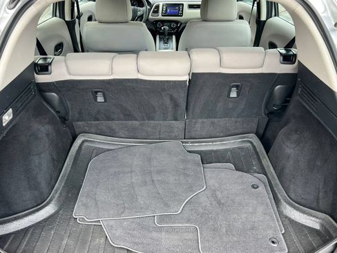 Used 2016 Honda HR-V LX image 26