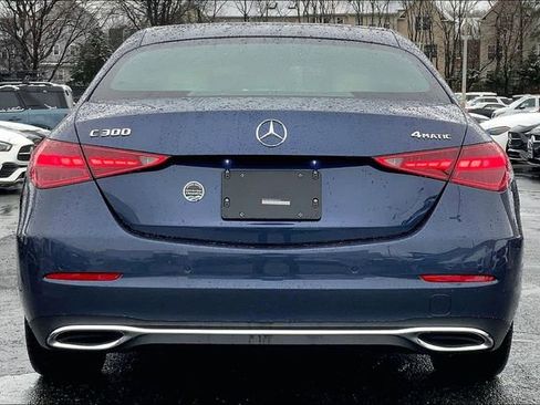 Used 2025 Mercedes-Benz C 300 4MATIC Sedan image 3