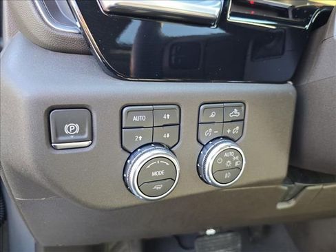 New 2026 GMC Sierra 2500 SLT w/ SLT Premium Package image 11