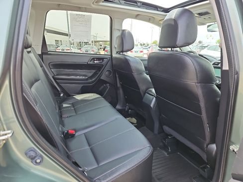 Used 2017 Subaru Forester 2.5i Touring AWD/4WD image 19