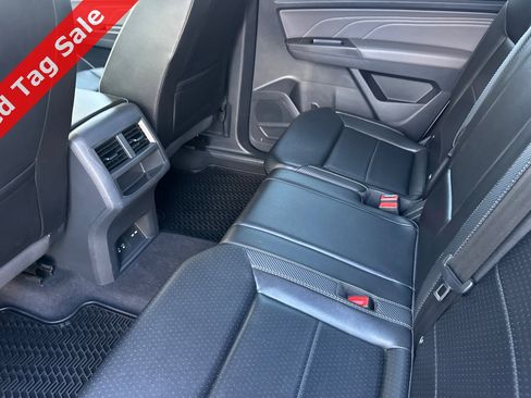 Certified 2022 Volkswagen Atlas Cross Sport SE image 13