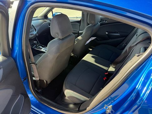 Used 2017 Chevrolet Cruze LT image 19