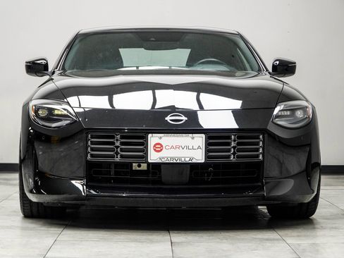 Used 2024 Nissan Z Performance w/ Floor Mat Package image 8