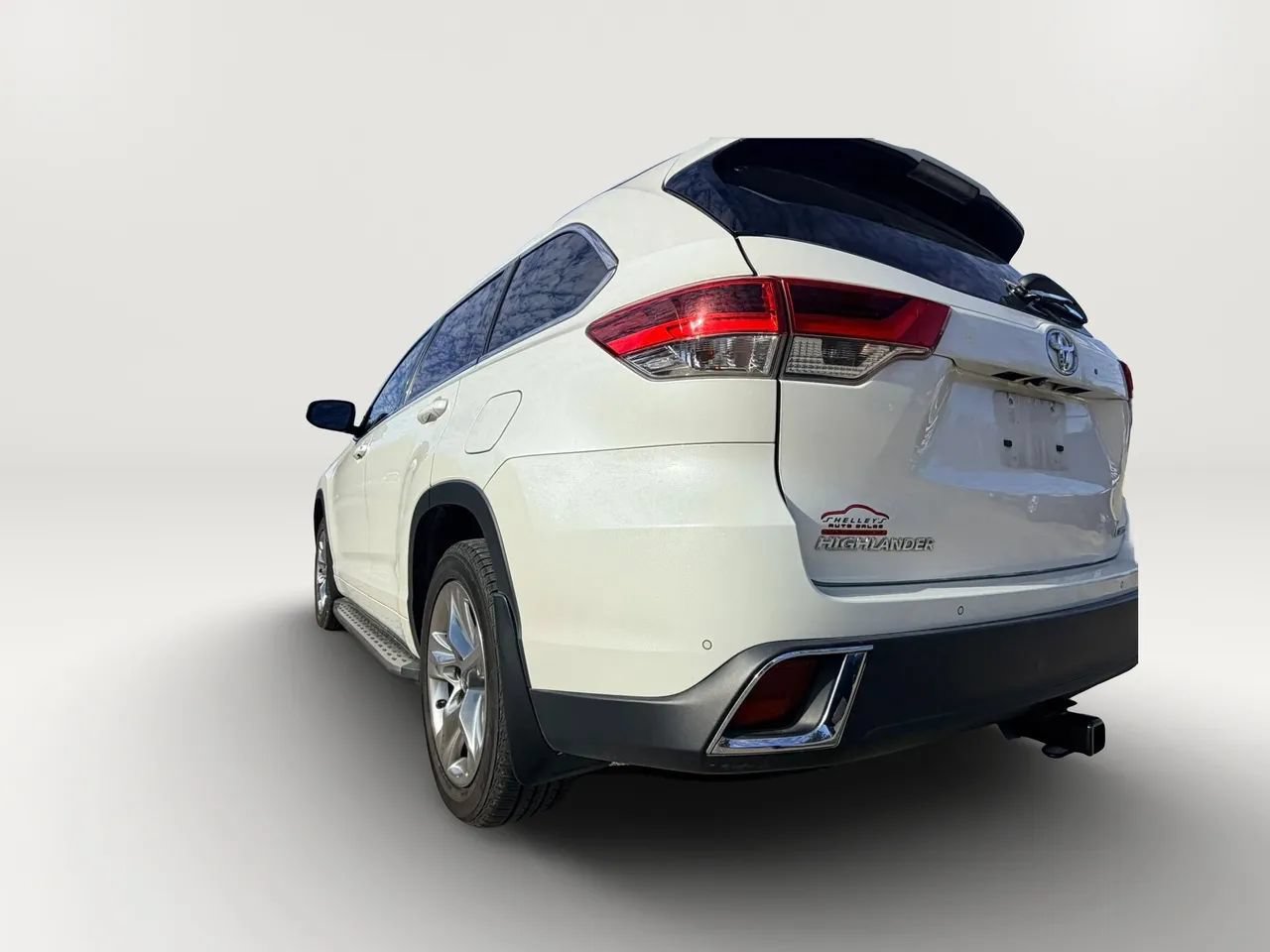 Used 2018 Toyota Highlander Limited FWD image 6