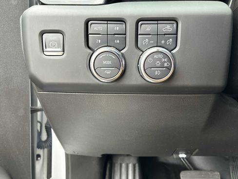 Used 2022 GMC Sierra 1500 AT4 image 18