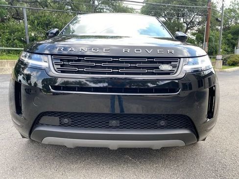 Used 2025 Land Rover Range Rover Evoque S AWD/4WD image 8
