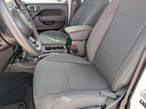 New 2026 Jeep Gladiator Sport image 15