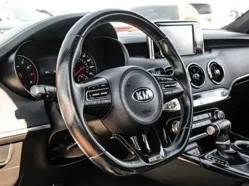 Used 2021 Kia Stinger GT-Line RWD image 16