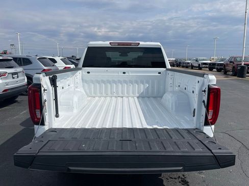 Used 2025 GMC Sierra 1500 SLT AWD/4WD image 32