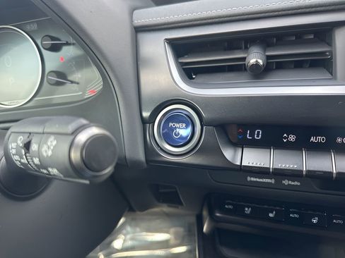 Used 2020 Lexus UX 250h 250h Base image 20