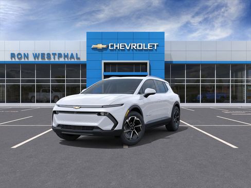 New 2026 Chevrolet Equinox EV LT image 28