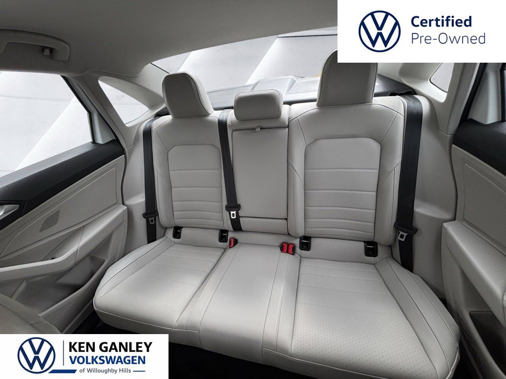 Used 2023 Volkswagen Jetta SE FWD image 20
