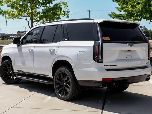 Used 2021 Cadillac Escalade Sport w/ LPO, ONYX Package RWD image 13