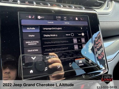 Used 2022 Jeep Grand Cherokee L Laredo AWD/4WD image 20